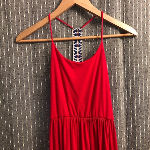 Red open back beach dress - Picture 3 of 6